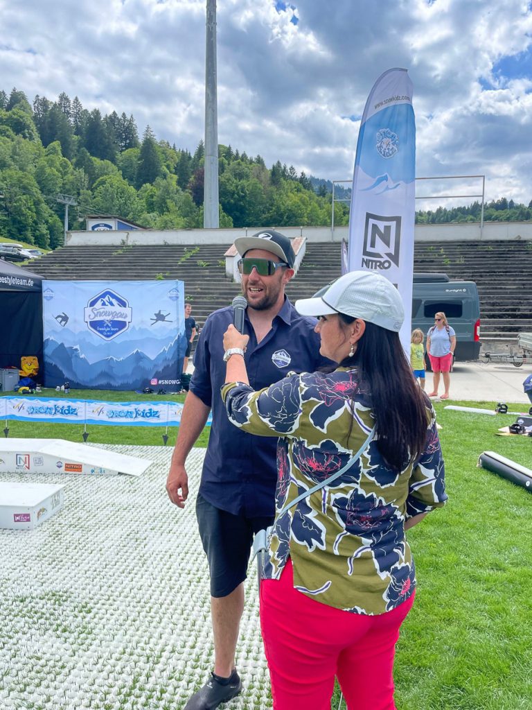 Tobias Papistock - Tag des offenen Olympia-Skistadion in Garmisch-Partenkirchen 2023 - Snowgau Stand